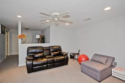 27 Curry Lane #27, Chicopee, MA 01022 - Photo 22