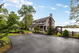 35 Lakeside Blvd, North Reading, MA 01864 - Photo 2