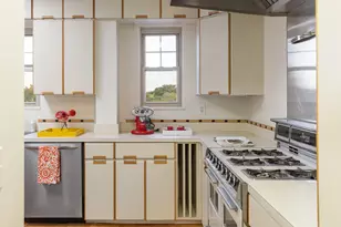 993 Memorial Dr, Cambridge, MA 02138 - Photo 10