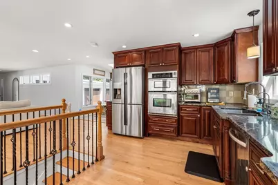 42 Farview Ave, Shrewsbury, MA 01545 - Photo 8