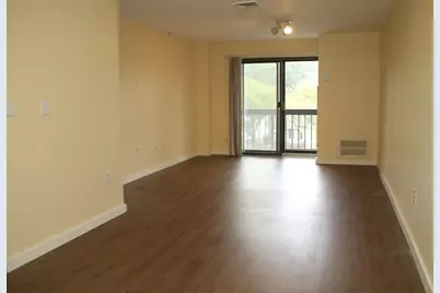 90 Quincy Shore Dr #219, Quincy, MA 02171 - Photo 4