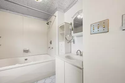 161 Pleasant St, Lunenburg, MA 01462 - Photo 12
