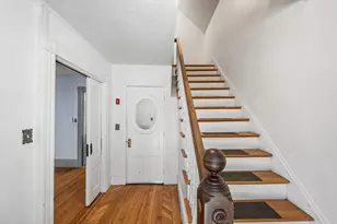 161 Pleasant St, Lunenburg, MA 01462 - Photo 4