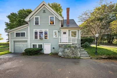 161 Pleasant St, Lunenburg, MA 01462 - Photo 2