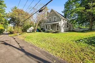 161 Pleasant St, Lunenburg, MA 01462 - Photo 38