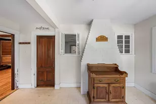 161 Pleasant St, Lunenburg, MA 01462 - Photo 22