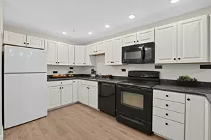 595 Revere Beach Pkwy, Revere, MA 02151 - Photo 10