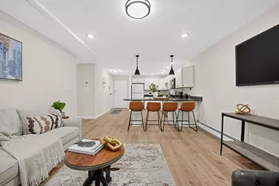 595 Revere Beach Parkway #6, Revere, MA 02151 - Photo 6