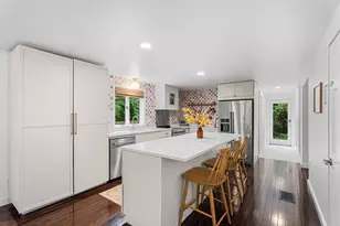 676 West St, Uxbridge, MA 01569 - Photo 6