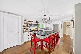 118 Pine Ridge Rd, Reading, MA 01867 - Photo 2