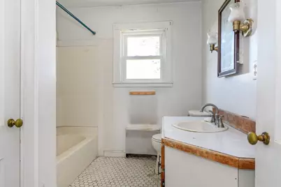 339 Plain St, Millis, MA 02054 - Photo 10