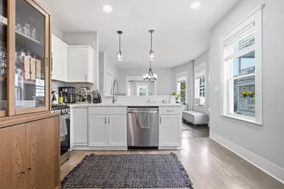 1084 Main Street #1, Melrose, MA 02176 - Photo 10