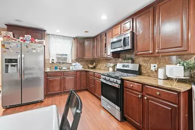 43 Broad St, Lynn, MA 01902 - Photo 6