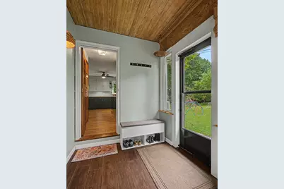 10 Alden St, Easthampton, MA 01027 - Photo 14