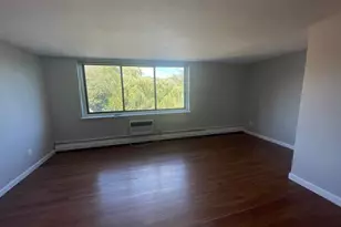 519 Washington St, Brookline, MA 02446 - Photo 4