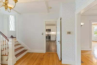 20 Lexington Ave, Haverhill, MA 01835 - Photo 4