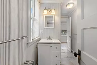 20 Lexington Ave, Haverhill, MA 01835 - Photo 24
