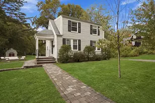 16 Clifford Ct, Hingham, MA 02043 - Photo 1