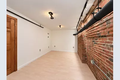200 Market St #29A, Lowell, MA 01852 - Photo 2