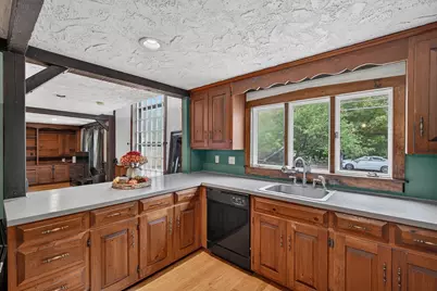 184 Centre St., Danvers, MA 01923 - Photo 4