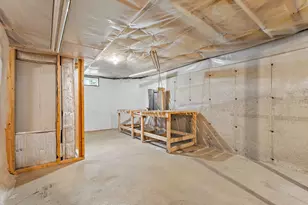 208 SW Main St, Douglas, MA 01516 - Photo 24