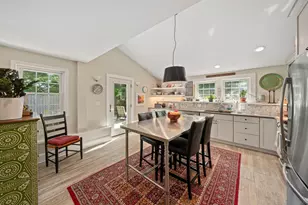 7 Elliot St, Kingston, MA 02364 - Photo 6