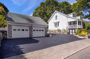 56 Rockdale, Lynn, MA 01904 - Photo 4