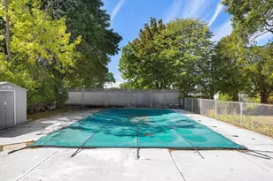 56 Rockdale, Lynn, MA 01904 - Photo 32