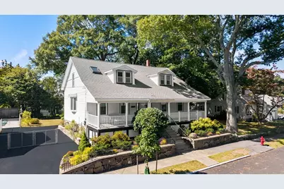 56 Rockdale, Lynn, MA 01904 - Photo 2