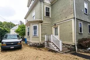 14 Townsend St, Waltham, MA 02453 - Photo 2
