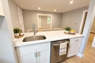 92 Dresser St, Southbridge, MA 01550 - Photo 8