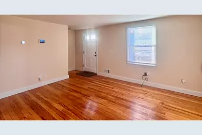23 Midway St, Springfield, MA 01151 - Photo 8