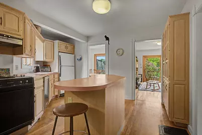 13 East St, Southampton, MA 01073 - Photo 10