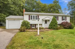 342 Woodland Dr, Hanover, MA 02339 - Photo 2