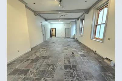 135 Main St #1, Northampton, MA 01060 - Photo 4