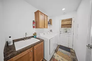 2 Hawthorne Ln, Nashua, NH 03062 - Photo 30