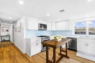 11 Palm St, Falmouth, MA 02536 - Photo 12