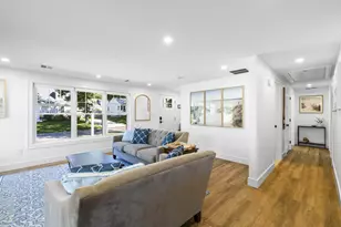 11 Palm St, Falmouth, MA 02536 - Photo 10