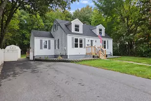 1042 W Boylston St, Worcester, MA 01606 - Photo 2