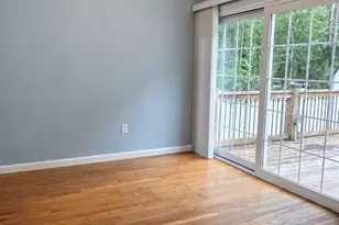 1042 W Boylston St, Worcester, MA 01606 - Photo 10