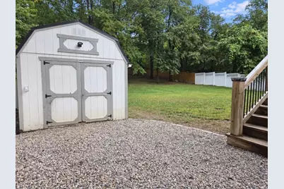 1042 W Boylston St, Worcester, MA 01606 - Photo 26