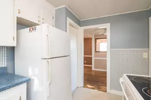 63 Martha St, Chicopee, MA 01020 - Photo 16