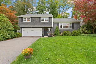70 Longview Rd, Reading, MA 01867 - Photo 1