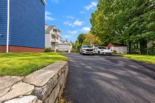 471 Beech St, Boston, MA 02131 - Photo 12