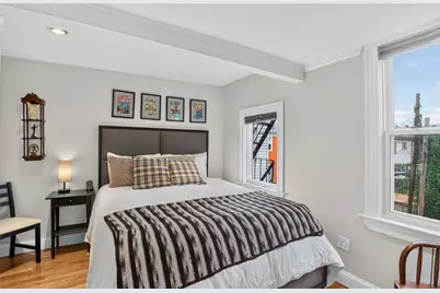 182 Marion St #2, Boston, MA 02128 - Photo 8