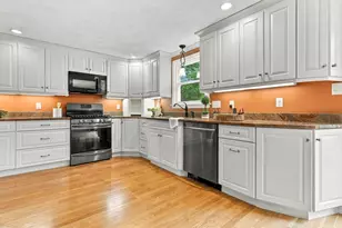 115 Quincy Rd, Tewksbury, MA 01876 - Photo 8