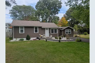 195 Ambrose, Springfield, MA 01109 - Photo 1