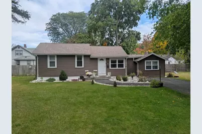 195 Ambrose, Springfield, MA 01109 - Photo 2