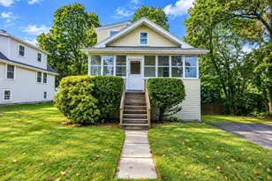 4 Circuit Rd, Braintree, MA 02184 - Photo 2