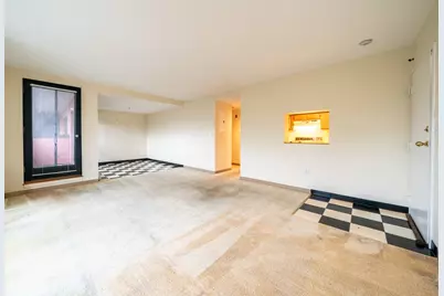 60-R Gibson St #B3, Boston, MA 02122 - Photo 4